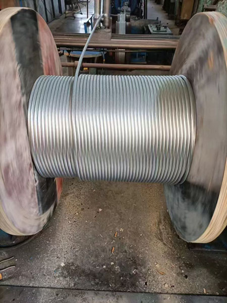 鍍鋅鋼絞線(xiàn)制作