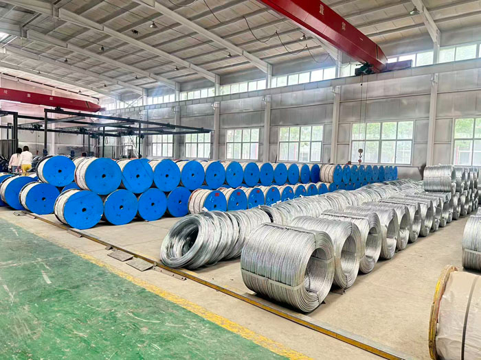 鋼絞線(xiàn)生產(chǎn)車(chē)間