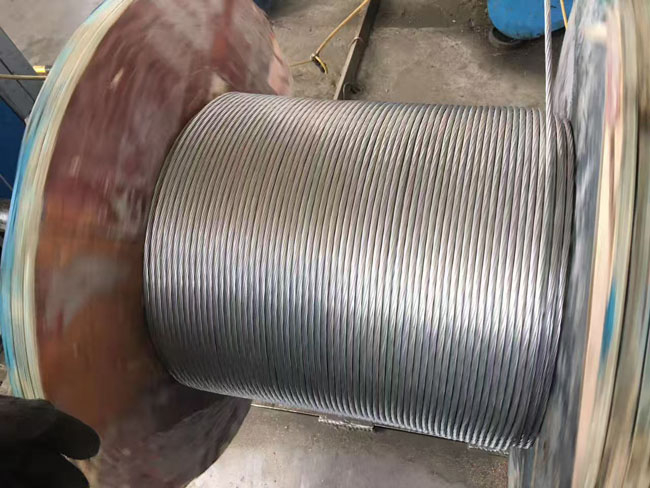 鍍鋅鋼絞線機(jī)械損傷