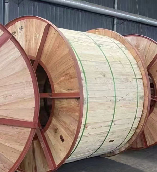 鋼芯鋁絞線(xiàn)打包